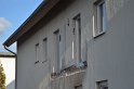 Arbeiter stuerzt mit Balkon ab Koeln Porz Zuendorf Westfeldgasse P17